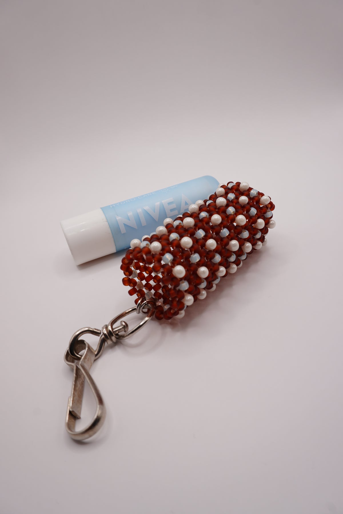 Medium Lipstick holder (Matt grown and light blue, White dots)